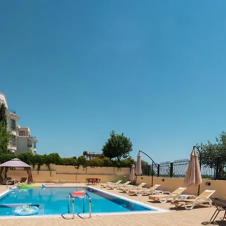 Horizon 3 'б' 公寓 *